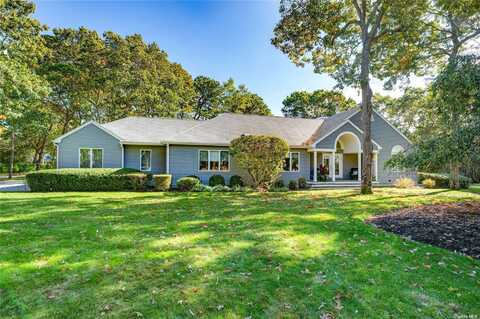 6 Bridle Path, Westhampton Beach, NY 11978