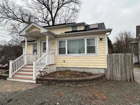 265 Broadway, Huntington Station, NY 11746