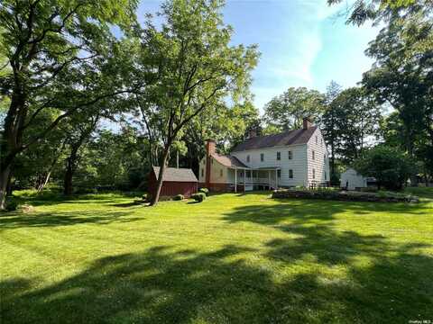 208 N Country Road, Miller Place, NY 11764