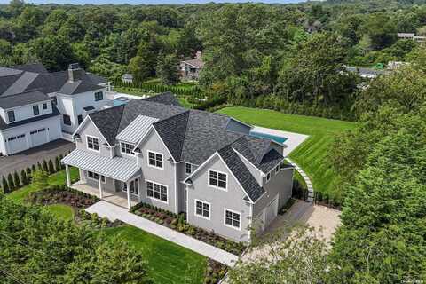 52 Country Club Drive, Southampton, NY 11968