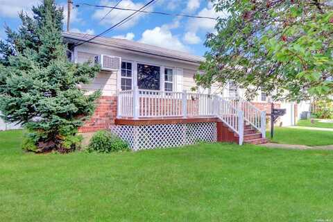 1028 Herzel Boulevard, West Babylon, NY 11704