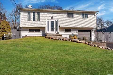 21 Deville Drive, Selden, NY 11784