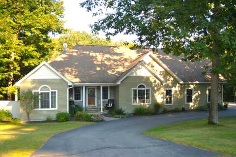 21 Rocklinn Drive, Windham, ME 04062