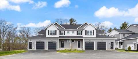 24 Regency Circle, Kittery, ME 03904