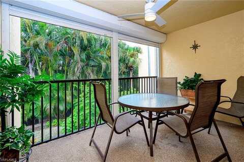 592 Beachwalk, NAPLES, FL 34108