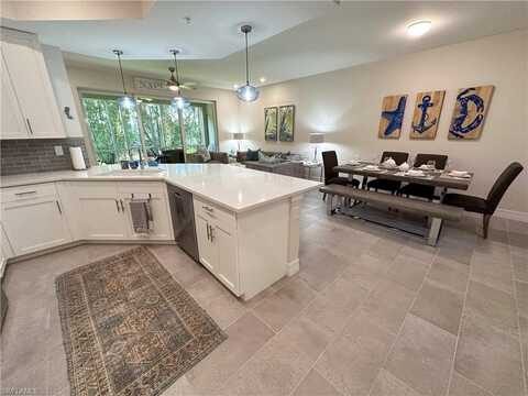 250 Indies Dr, NAPLES, FL 34114