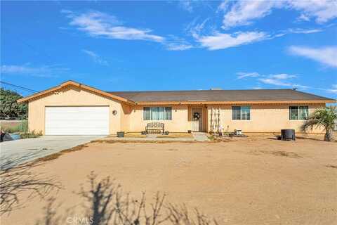 16817 Navajo Road, Apple Valley, CA 92307