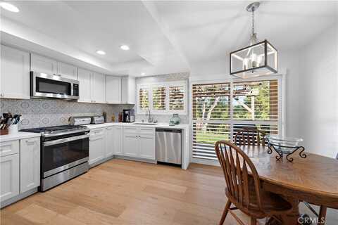 28142 VIA BONALDE, Mission Viejo, CA 92692