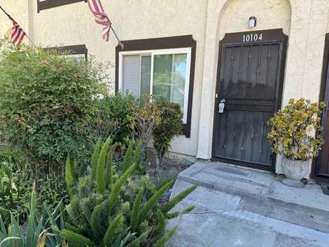 10104 Peaceful Ct, Santee, CA 92071