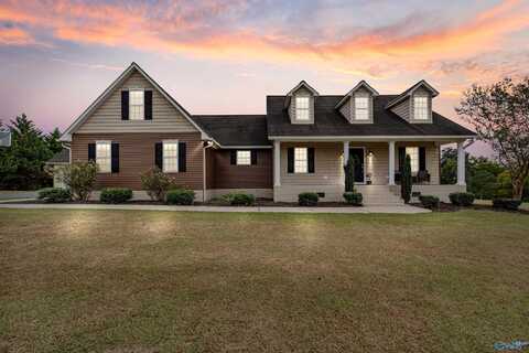 95 Hillcrest Drive, Rainsville, AL 35986