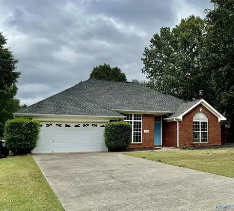 315 Antler Point Drive, New Market, AL 35761