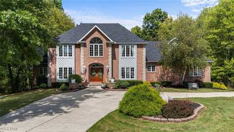 38500 River Ridge Court, Grafton, OH 44044