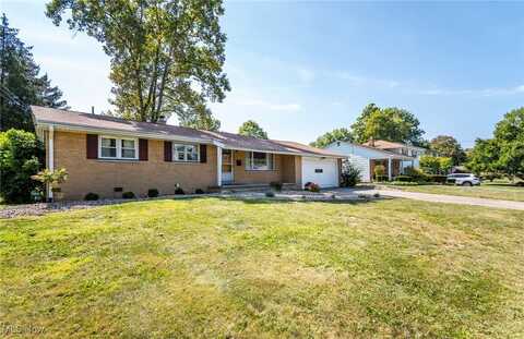 707 Forestridge, Boardman, OH 44512