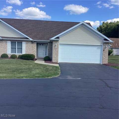 7729-b CRIMSON Trail, Boardman, OH 44512