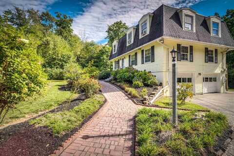 7 Westview Drive, Rochester, NH 03867