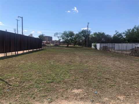 510 N Treadaway Boulevard, Abilene, TX 79601