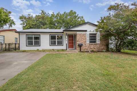 1811 Dennis Street, Irving, TX 75062