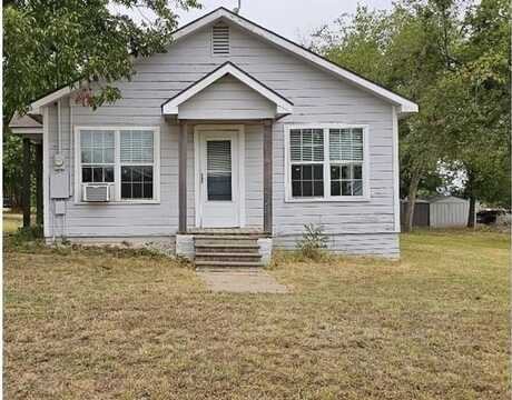 400 S College Street, Itasca, TX 76055