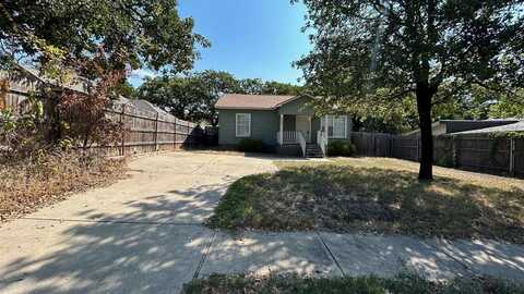 420 Hettie Street, Denton, TX 76209