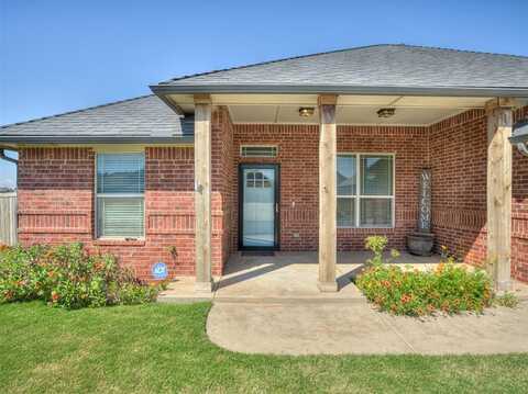 1009 Saint Cecil, Moore, OK 73160