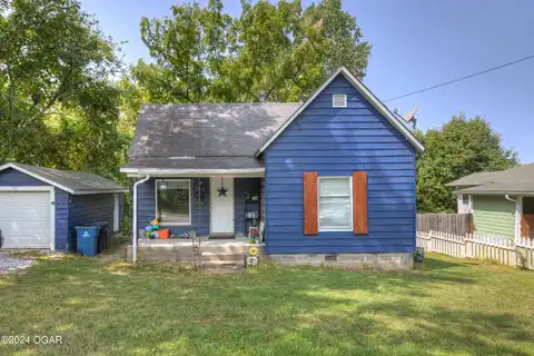 710 Finney Avenue, Neosho, MO 64850