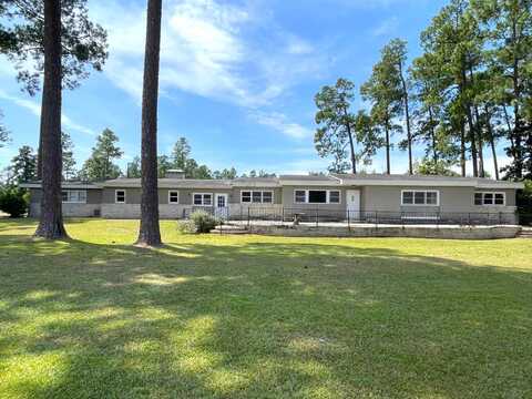 24 Riner Farm Road, Swainsboro, GA 30401