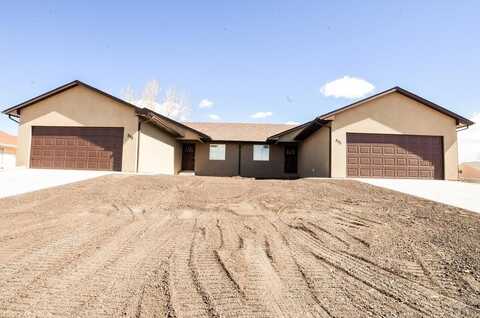 239 241 Laurue Ln, Pueblo West, CO 81007