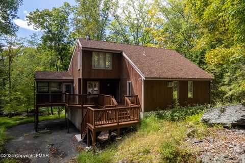 6492 Decker Road, Bushkill, PA 18324