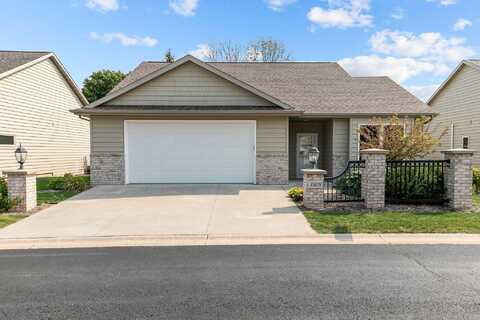 3808 N CROSSCREEK Circle, APPLETON, WI 54913