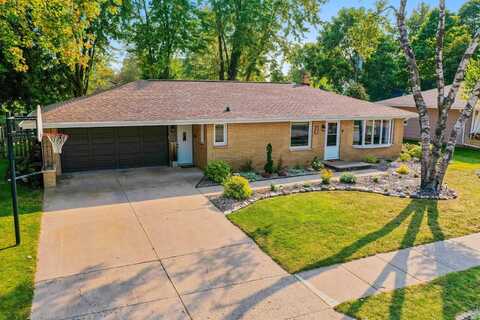 321 CHERRY Lane, LITTLE CHUTE, WI 54140