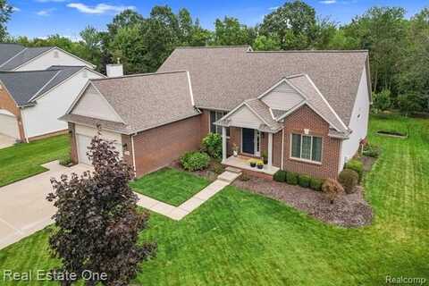 25840 McCrory Lane, South Lyon, MI 48178