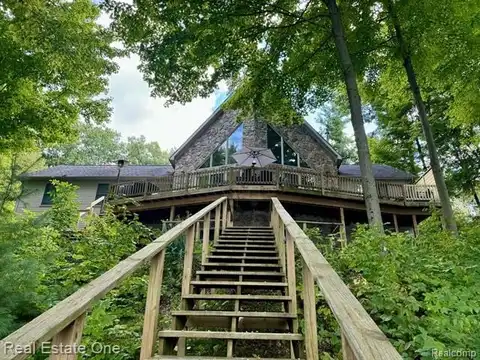 4694 HOWELL Road, Otter Lake, MI 48464