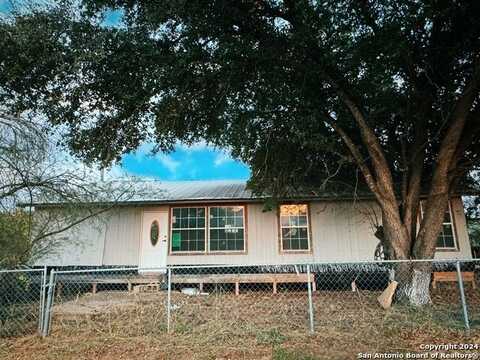 308 Copp, Cotulla, TX 78014