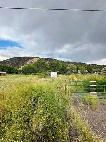 19686 US HWY 285, Hernandez, NM 87537