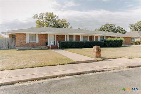 1108 Pleasant Street, Gatesville, TX 76528