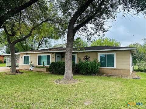 1604 Mallette Street, Victoria, TX 77904