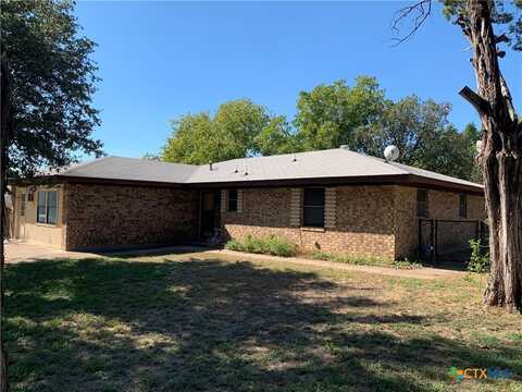 3411 Royal Drive, Gatesville, TX 76528