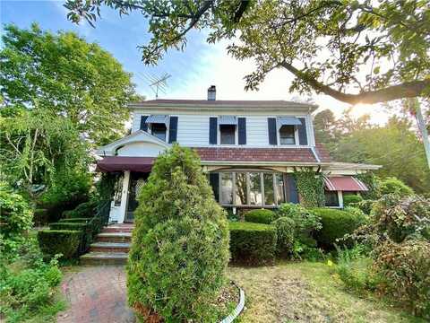 16 Kilburn Avenue, Lincoln, RI 02865