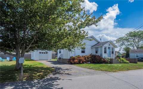 15 Seascape Avenue, Middletown, RI 02842