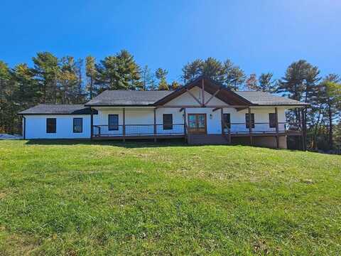 313 Fox Run Dr, Galax, VA 24333