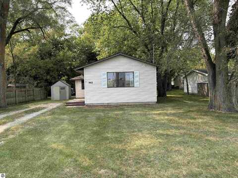 903 Harris Street, Mount Pleasant, MI 48858