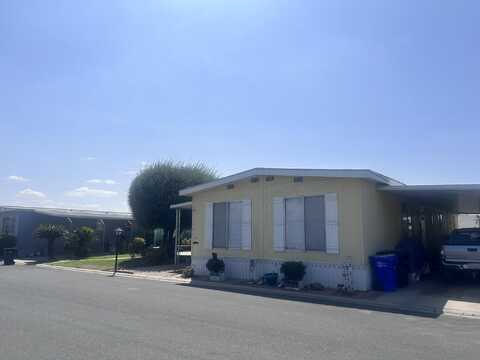 1343 W Morton Avenue, Porterville, CA 93257