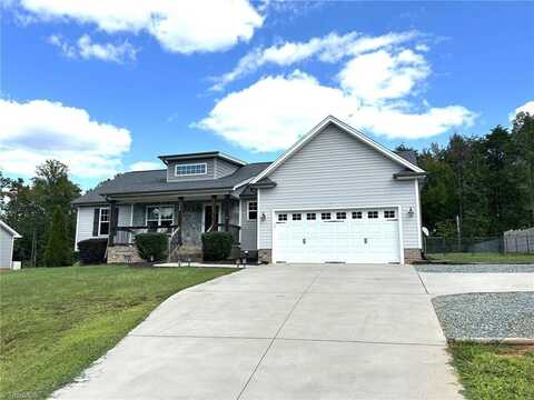 358 Twin Creeks Drive, Stokesdale, NC 27357