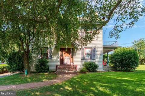 101 MAIN STREET, WILLOW STREET, PA 17584