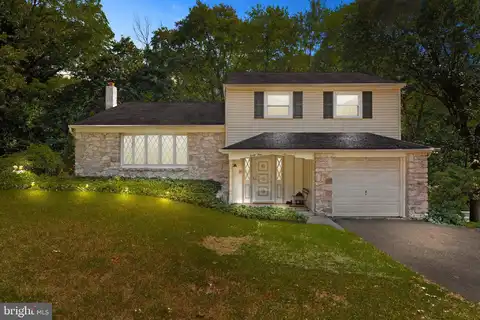 4517 E YATES ROAD, BENSALEM, PA 19020