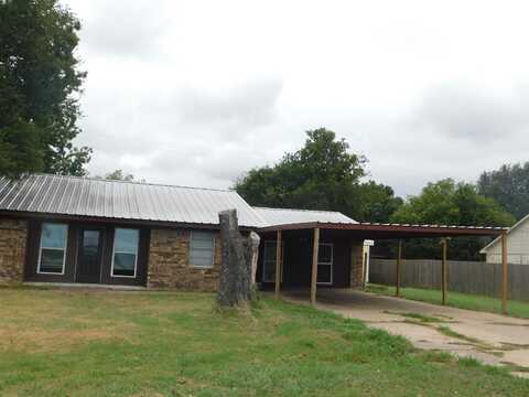 214 calhoun, Groesbeck, TX 76642