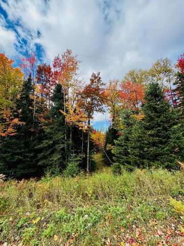 Lot #6 Maple Ridge, Negaunee, MI 49866