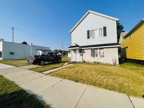 422 S 10th, Escanaba, MI 49829