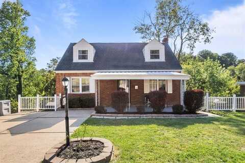 202 Lynn Dr, Pleasant Hills, PA 15236