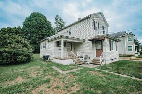 6 2nd St, Centertown, PA 15754